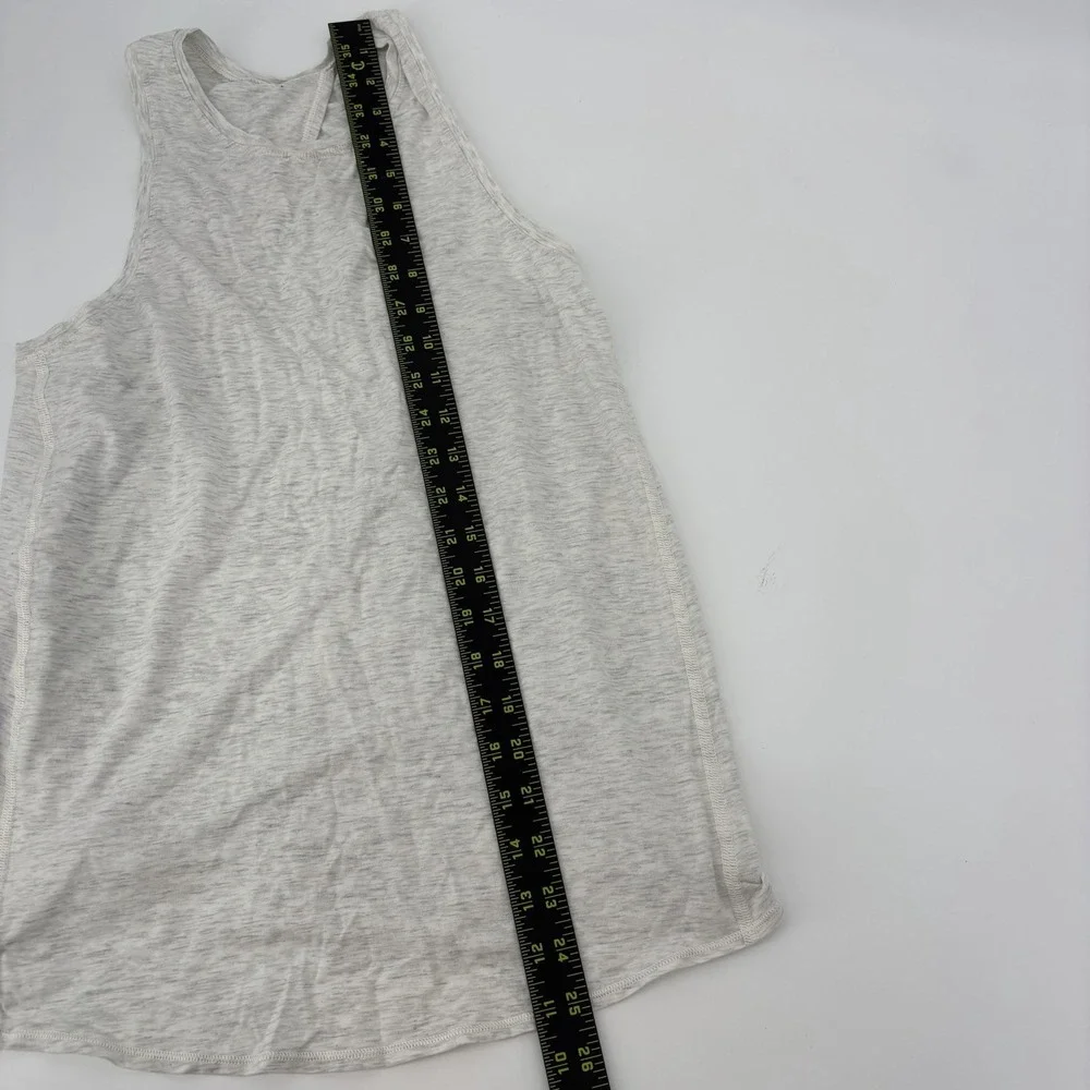 Lululemon‎ Tie It Back Tank Top Gray Women's Size 4/6 Logo Sleeveless *Read Desc